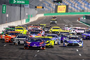 Neuntes Rennen, neunter Gewinner: Jack Aitken siegt im Ferrari