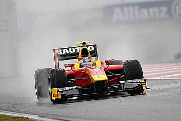 Wechselhaftes Wetter in Barcelona beim GP2-Test