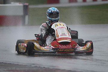 Solider Saisonauftakt für Maranello Friends in Wackersdorf