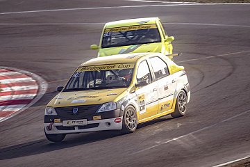 Sergiu Nicolae (RO) fuhr sehr schnelle Rundenzeiten und führte das Rennen zu Beginn an - Foto: Jegasoft/David Nowakowski