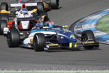 Freies Training: 39 Renault unterwegs!