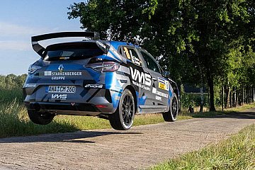 Renault Clio Rally3-Pilot Mohe trumpft bei der Rallye Stemweder Berg auf