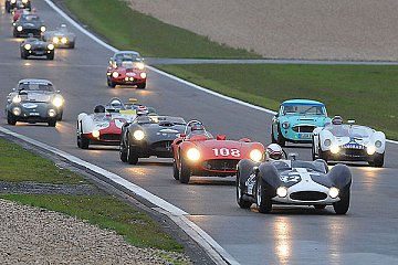 Volles Haus beim 41. AvD Oldtimer Grand Prix