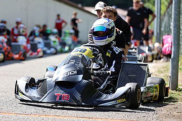 TB Racing Team baut KZ2-Meisterschaftsführung in Ampfing aus