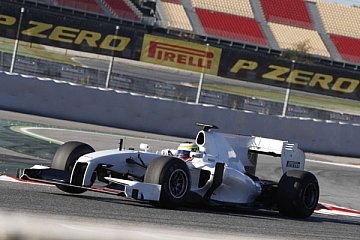 Pedro de la Rosa setzte Reifentests fort