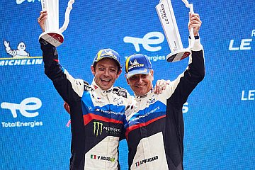 Valentino Rossi und Max Hesse feiern Siege auf dem „Circuit de la Sarthe“