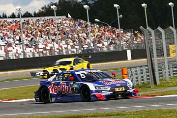 Jubel auch bei Mattias Ekström über Platz zwei in Moskau