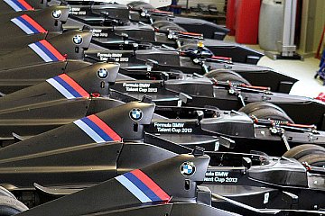 Formel BMW FB02 - Foto: BMW