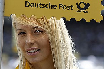 Fotostrecke: Gridgirls in der DTM