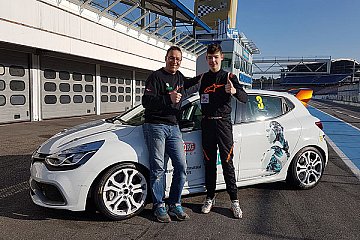 Loris Prattes auf dem Weg zum Motorsport-Abitur