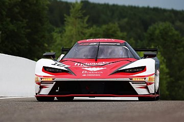 Razoon-KTM gewinnt packendes Rennen- Schnitzelalm auf P2 Pro-AM