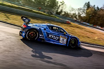 Scherer Sport PHX mit starker Fahrerpaarung bei 24h