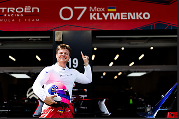 Content Creator in der Formel E – Kamera gegen Lenkrad getauscht