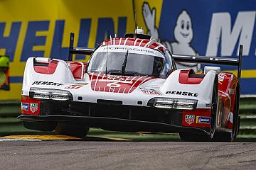 Porsche 963 gehen in Imola aus dem Mittelfeld auf Punktejagd