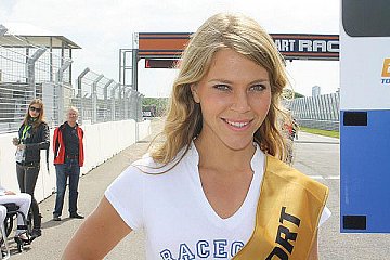 Grid Girls der 12h Zandvoort 2014