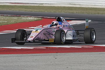 Punkte für BWT Mücke Motorsport zum Auftakt der italienischen F4