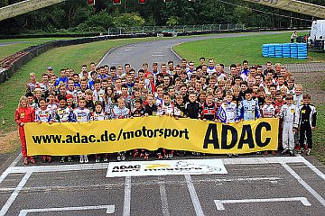 Erste Titelentscheidungen im ADAC Kart Masters