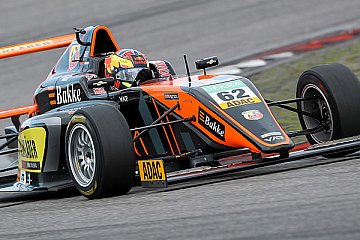 Hauger auch im zweiten Training Schnellster