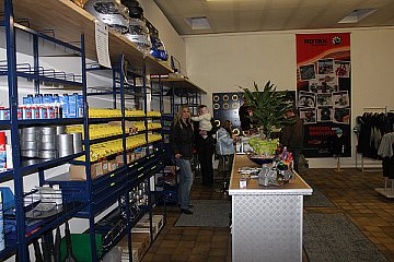 E-Bike Cafe und KSP veranstalteten Eröffnungsparty