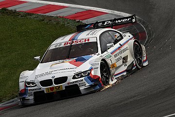 Vier BMW M3 DTM starten aus Top-Ten