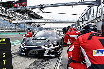 Boxenstopp-Training: Kelvin van der Linde (RSA, Audi) - Foto: DTM