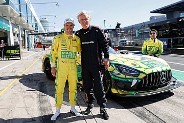 Lucas Auer fuhr mit Pierre M. Krause (l-r) um den Nürburgring - Foto: ADAC