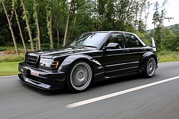 HWA liefert Serienfahrzeuge des HWA EVO aus