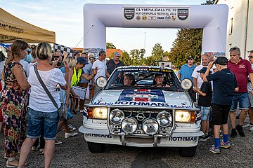Walter Röhrl fährt historische Opel-Rennwagen beim Olympia-Rallye '72-Revival