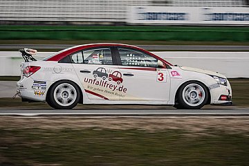 Actionreicher PRTC-Auftakt am Hockenheimring mit Doppelsieger