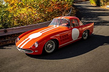 Für die aufwendige Rekonstruktion nach historischer Dokumentation des nur zweimal gebauten 1100 OHC-Coupé kombinierte SKODA AUTO in seinem Zentrum für Prototypenbau traditionelle Fertigungstechniken mit moderner Spitzentechnologie - Foto: Skoda