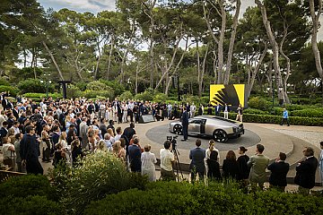 Mit dem Audi Nuvolari präsentiert die Marke ihren ersten Supersportwagen mit High-Performance-Hybridantrieb - Foto: Audi
