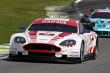 Young Driver AMR wahrt Chance auf den WM-Titel