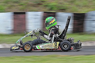 Hugo Sasse trotzt Regenchaos in Lohsa