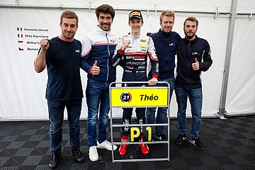 Frühstarter Pourchaire feiert Titel in der ADAC Formel 4