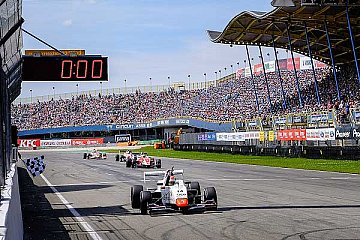 Louis Delétraz gewinnt