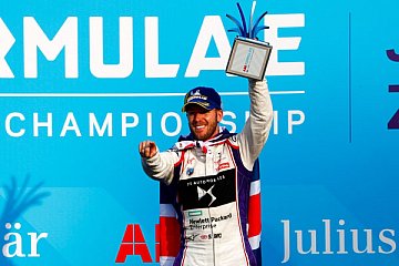 Sam Bird belegt Platz zwei und nähert sich dem Titel