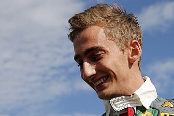 Ferdinand Habsburg absolviert DTM-Premiere mit Aston Martin