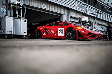 Reiter Engineering GT3- und GT4-Teams beanspruchen Podiumspositionen