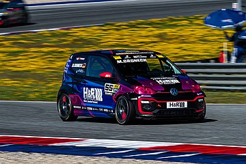 Groneck sichert sich Pole für Rennen 2 des Tourenwagen Junior Cup