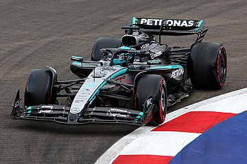 George Russell fährt auf Pole-Position in Singapur