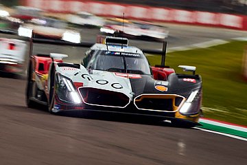 BMW M Hybrid V8 in Imola auf dem Podium