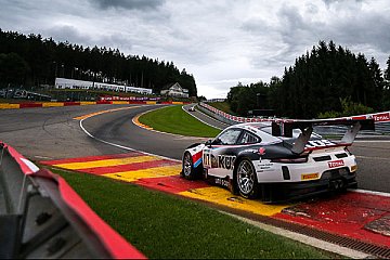 KÜS Team75 Bernhard bei 24h von Spa mit drei Le-Mans-Siegern