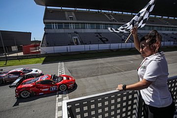 Scuderia Praha Ferrari gewinnt die Hankook 24h Portimao