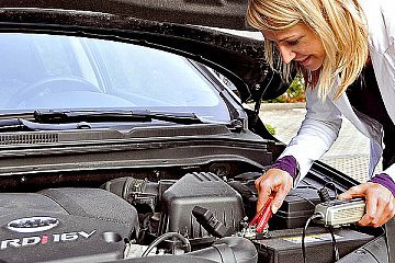 GTÜ testet Batterielader: Fitnesskur für Auto-Akkus