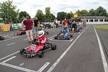Toller Sport der Klassik Karts in Gerolzhofen