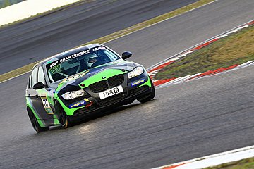 rent2Drive-racing erlebt Wochenende zum Vergessen