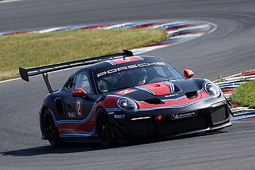 Rennpremiere: Porsche 911 GT2 RS Clubsport und Porsche 935