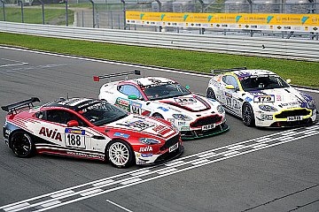 Starke Saison: Aston Martin feiert Jubiläumssieg