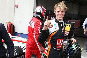 Erster Sieg für Frederik Vestiin der ADAC Formel 4