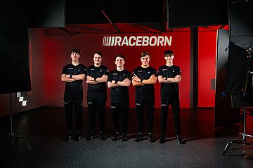Porsche-Werksteam kämpft um Titel am Esports World Cup